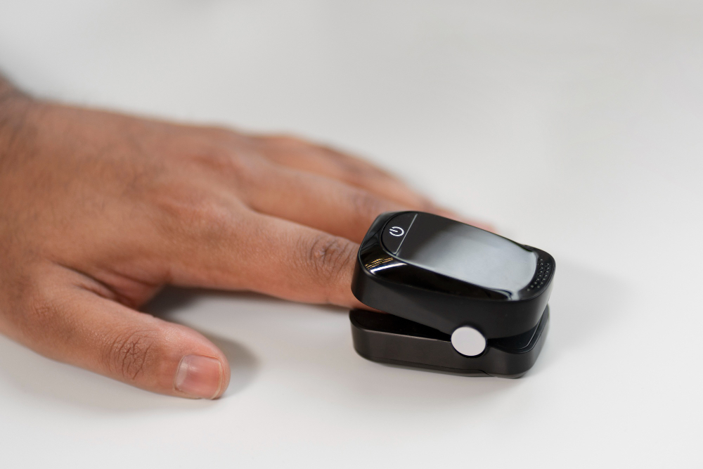 Pulse Oximeter with OLED display